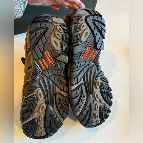 Men’s Merrell Reinforced Toe Bootd - Picture 7 of 8